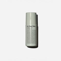 Nécessaire Deodorant Gel Eucalyptus underarm application shows quick-dry, mess-free use.