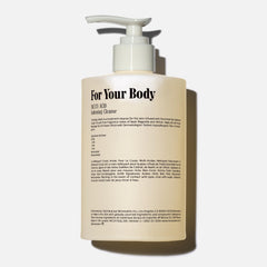 Nécessaire Hinoki body wash pump-top ready for daily shower routine.
