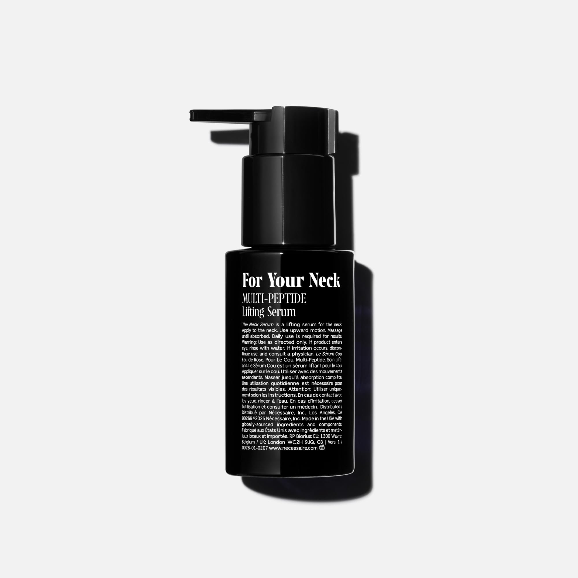 Nécessaire The Neck Serum pump action demonstrated for easy nightly application.