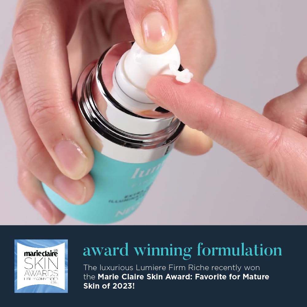 NEOCUTIS Lumière Firm Riche application tiny dab demonstrates precise eye-area use.