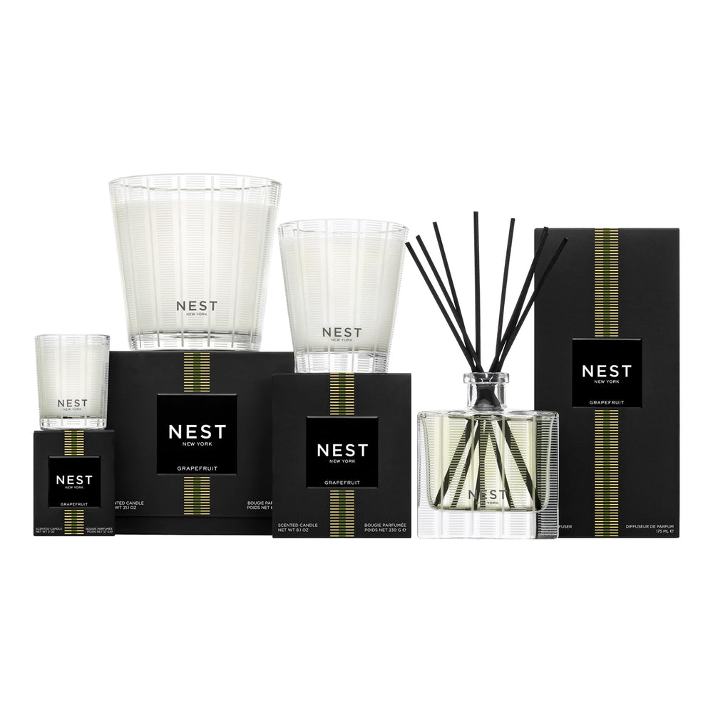 NEST New York Grapefruit Liquid Soap hand-foaming action conveys cleansing