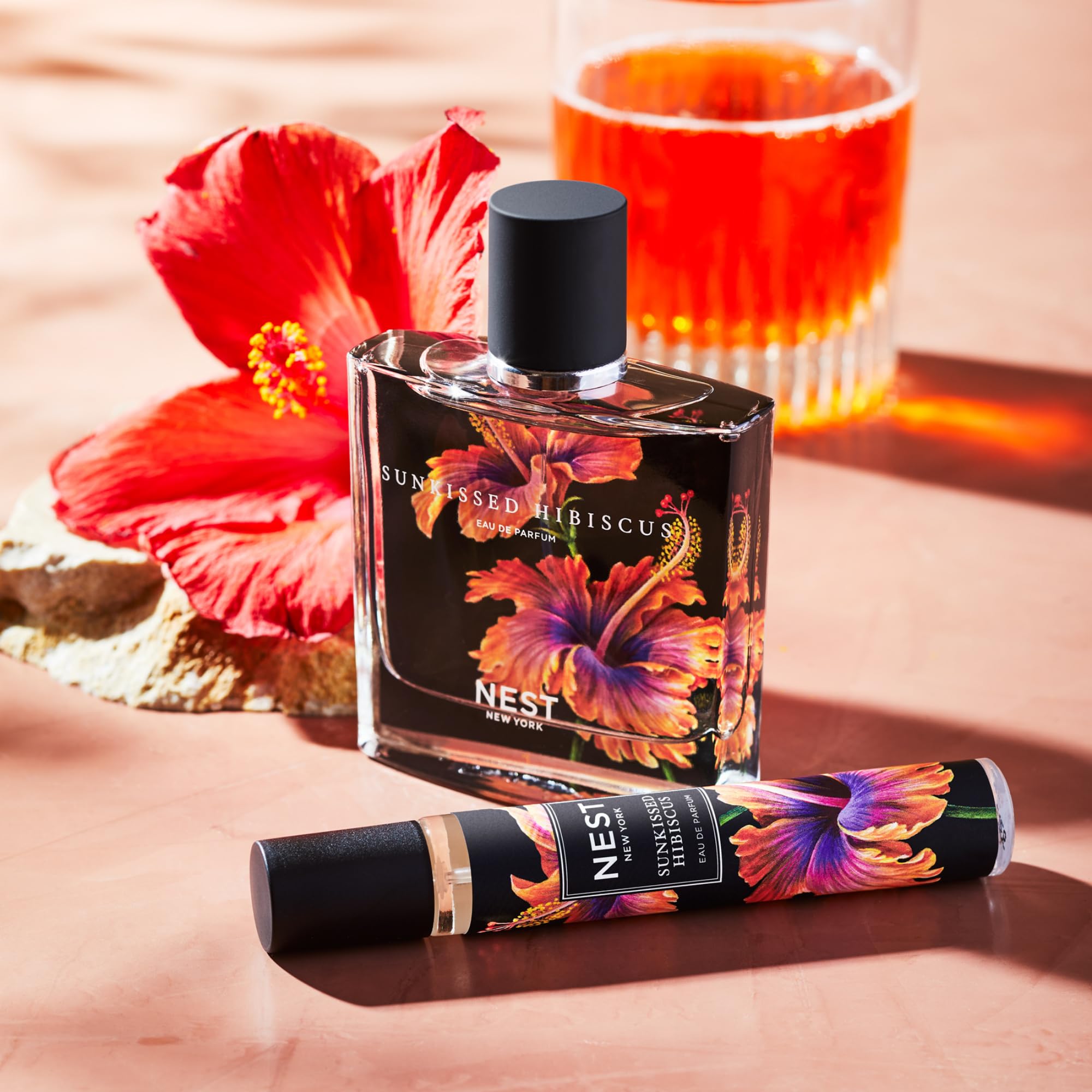 NEST New York Sunkissed Hibiscus features white floral blend for elegant scent