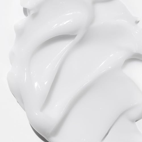 NEUTRIDERM non-greasy finish close-up demonstrates comfortable all-day wear