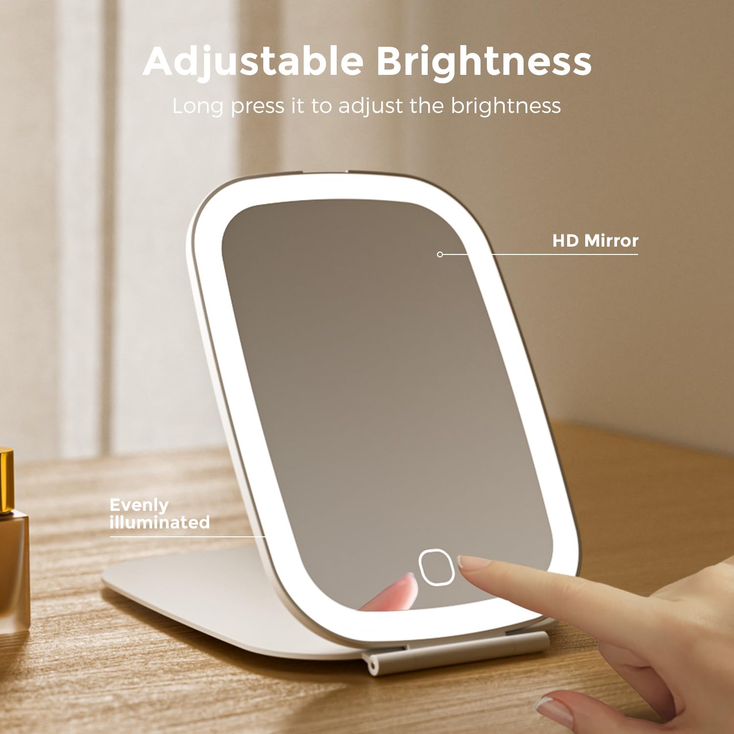 NEZZOE USB-C rechargeable mirror with long-lasting battery