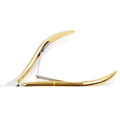 Nghia cuticle nipper C-118 blade closeup highlighting sharp steel edge