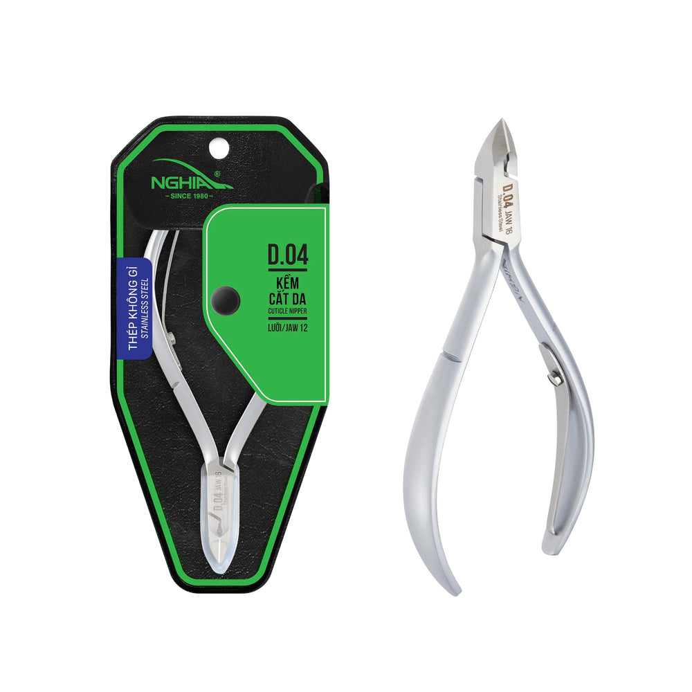 Nghia Cuticle Nipper D-04 Jaw 14 blade closeup for precise, durable nail care.