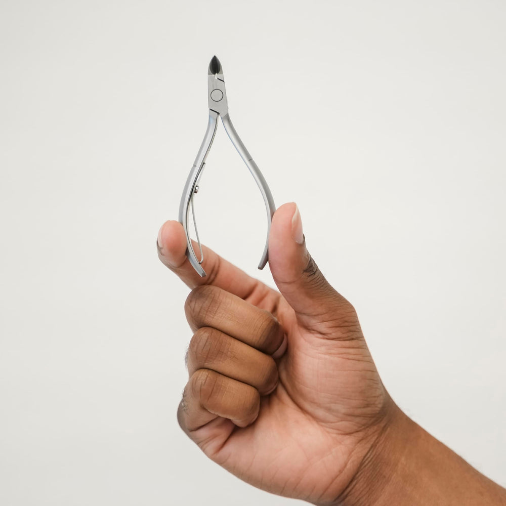 Nghia Cuticle Nipper D-04 jaw-14 with spring option for support.