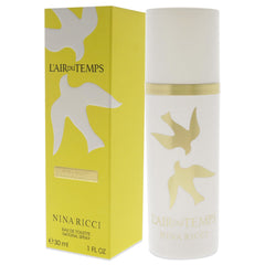 Nina Ricci L'air du Temps close-up note: rose and carnation