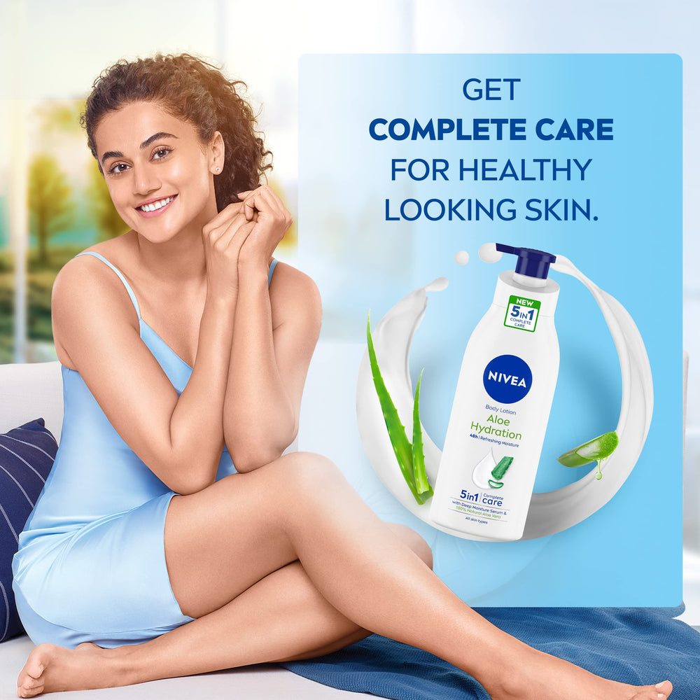 NIVEA Aloe Hydration hand applying lotion for silky skin