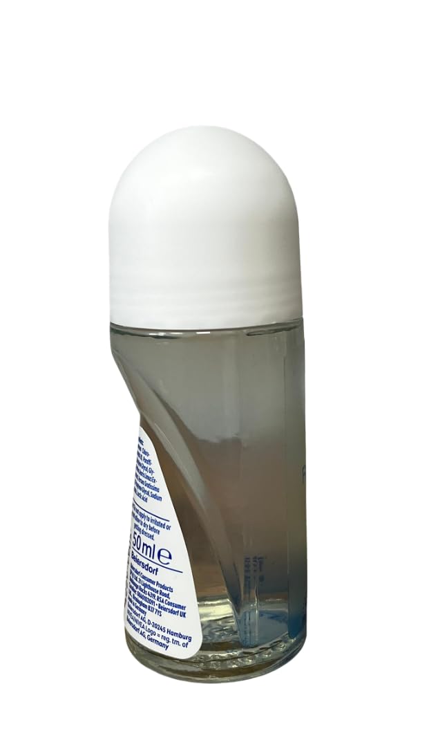 NIVEA Fresh Natural application on underarm skin demonstrates easy direct-use convenience
