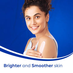 NIVEA Natural Glow lotion dispense pump demonstrates easy, mess-free application.