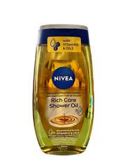 NIVEA Shower Oil Natural Caring emulsion shows easy rinse-off for refreshed, soft skin.