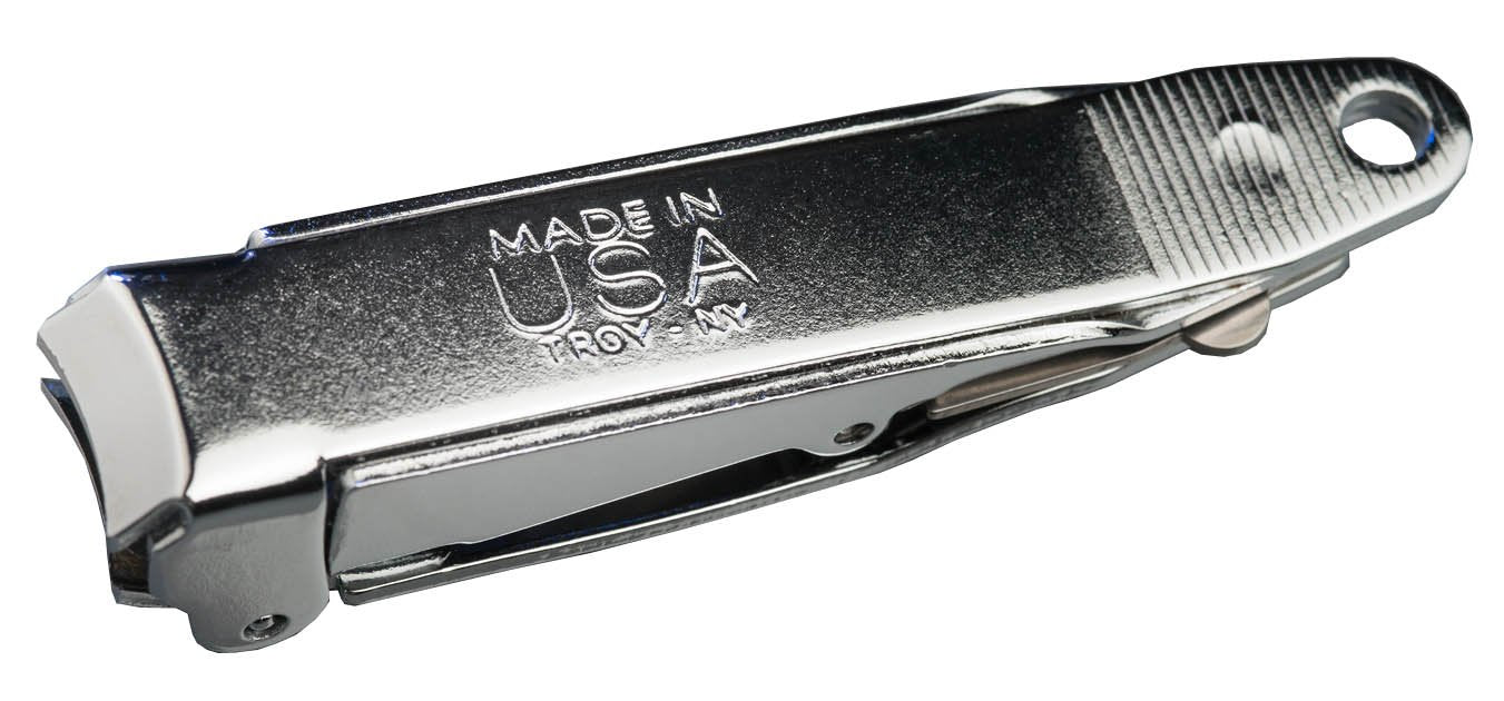 No-mes ergonomic grip handle stays steady for precise trimming.
