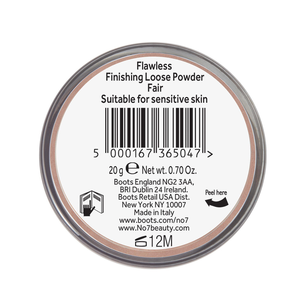 No7 Flawless Finish Loose Powder Kaolin clay controls oil and shine.