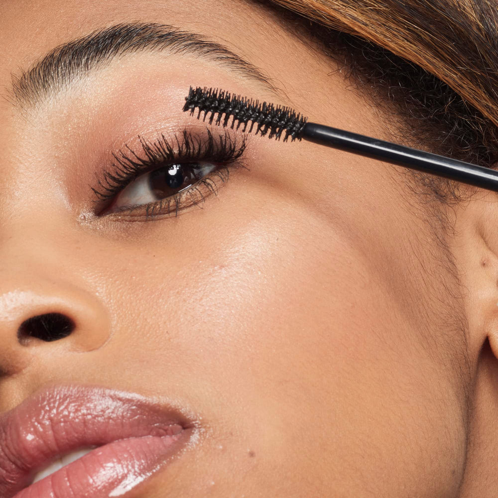 No7 Lash Extender Fiber Mascara brush closeup shows clump-free formula for smooth lashes.