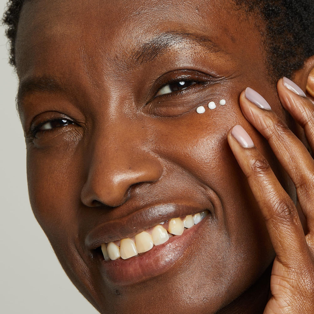 Matrixyl 3000 Plus peptide complex supports a firmer-looking eye contour.
