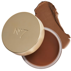 No7 Pro Artist Soft Glow Bronzer tube application shows easy, natural sun-kissed glow.