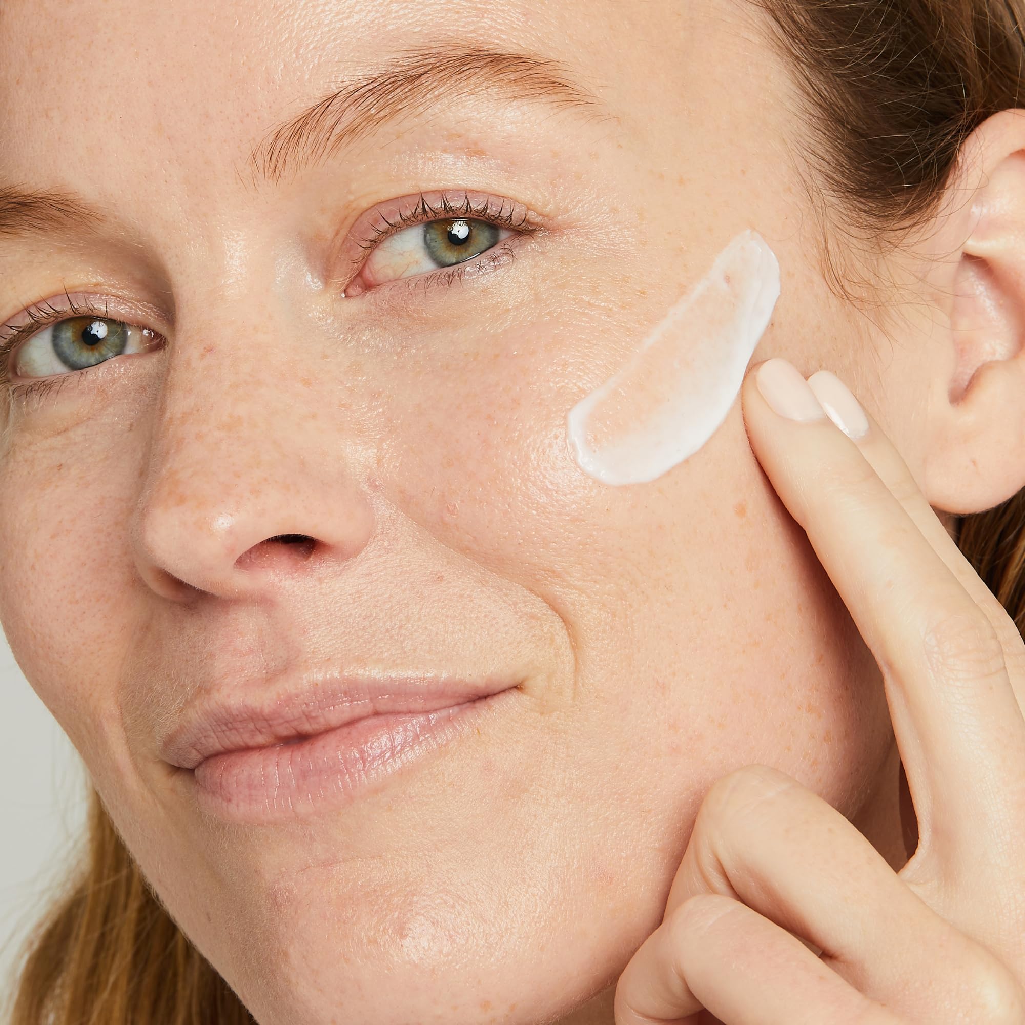 No7 Pure Retinol Night Cream open jar reveals silky consistency for even application.