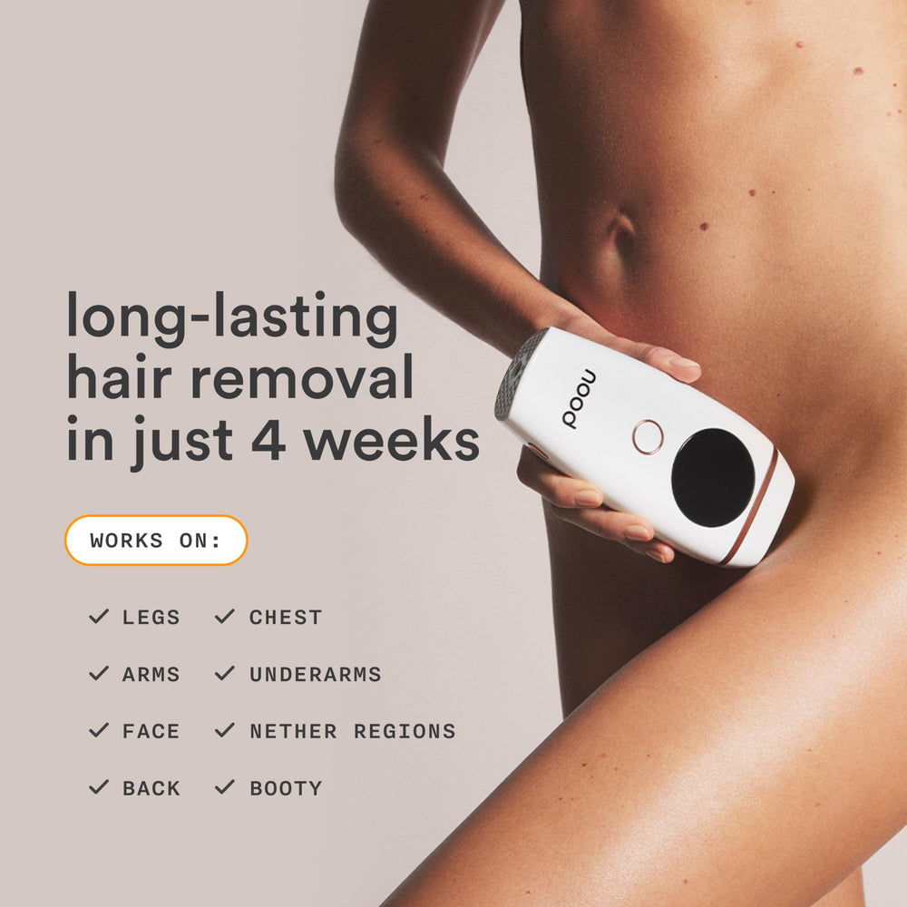 Nood Flasher 2.0 side-handheld angle shows ergonomic grip for easy body-wide treatment.