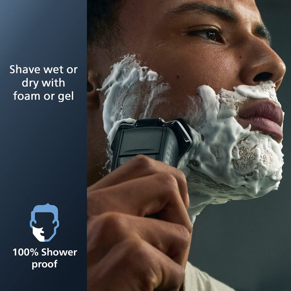 Norelco S5880 LED display provides quick status checks during your shave