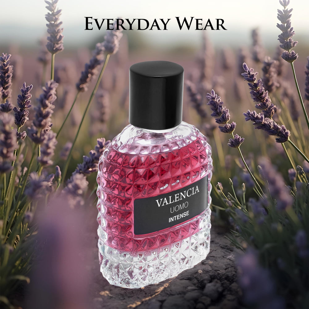 NovoGlow Valencia UOMO Intense close-up reveals a woody aroma and lasting presence