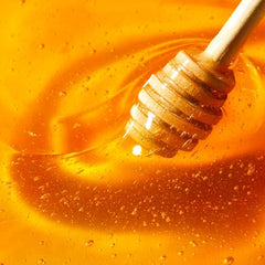 Nuxe Reve de Miel honey and shea ingredients highlight nourishing formula.