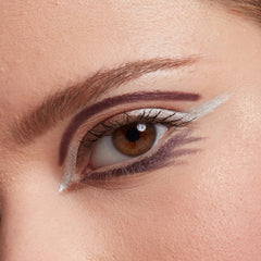 NYX Epic Wear Liner Stick Silver Lining smooth glide for precise lining.