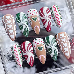 NZRAESTRS Christmas press-on nails pack with matte finish for fast holiday manicures.