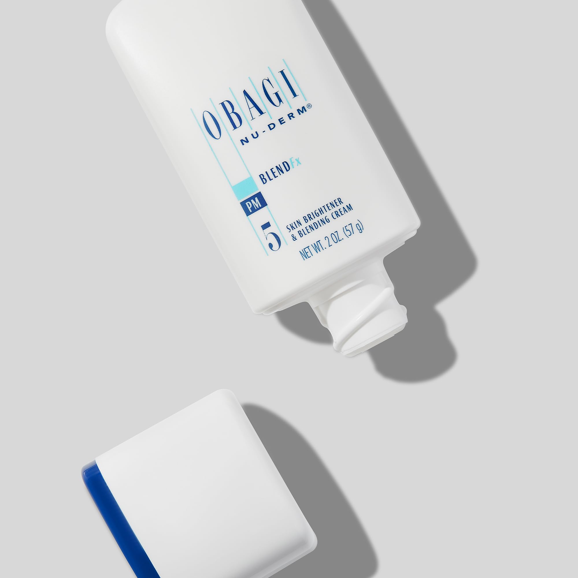 Obagi Nu-Derm Blend Fx arbutin ingredient emphasis highlights skin-brightening focus with antioxidant support.