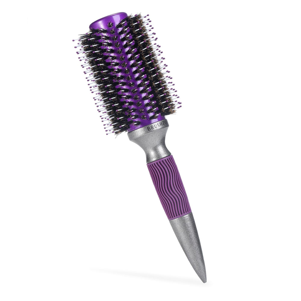 O BRUSHZOO round brush for blowouts delivers smooth detangling with shine.