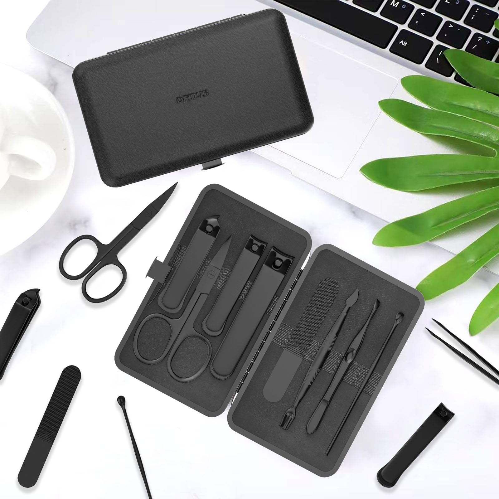 OFIDUS Precision ear pick close-up for safe ear care while on the go.