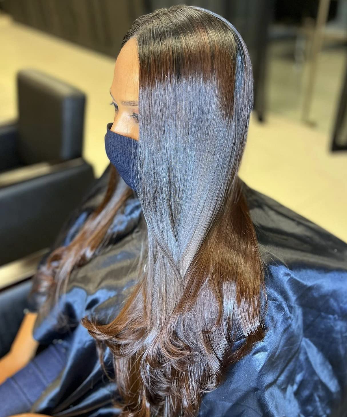 OGC pre/post smoothing image showing frizz reduction and shine