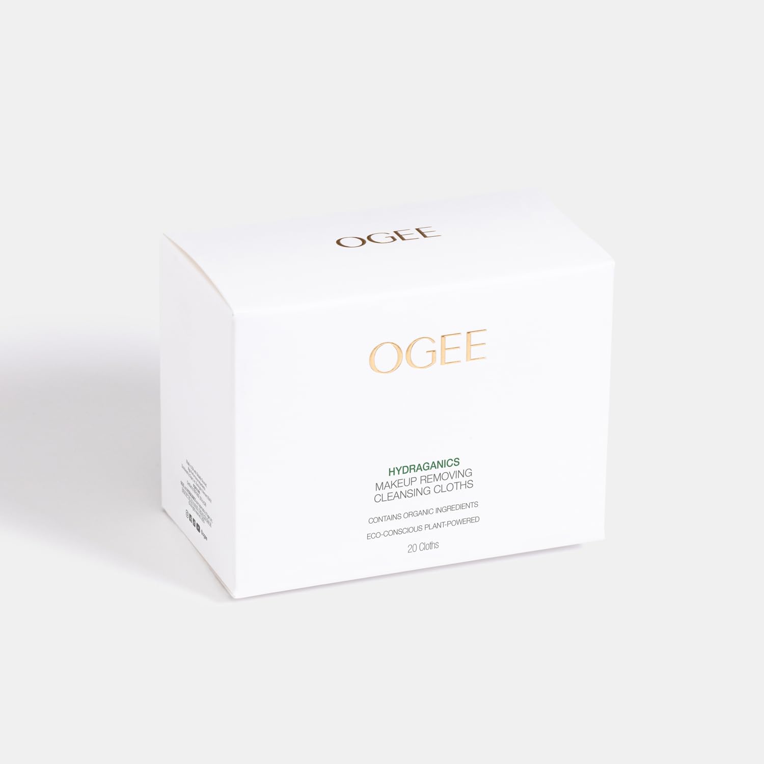 Ogee no detergents or alcohol formula highlighted for mild cleanse