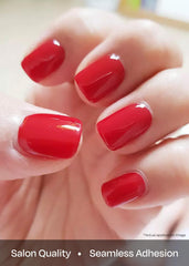 Ohora N Addict included prep pads and file simplify at-home manicure steps.