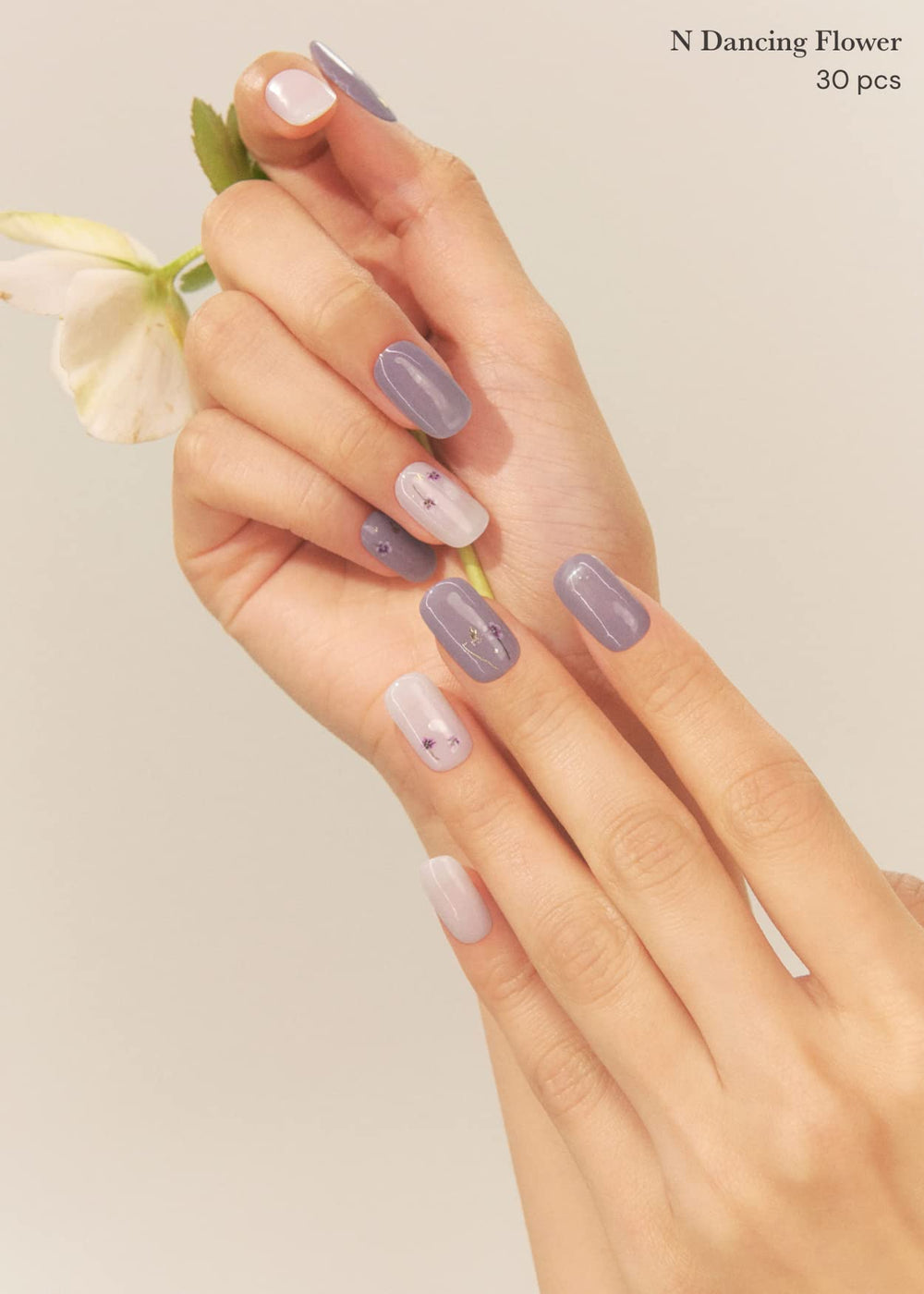 Ohora size grid with 15 nail wrap sizes ensures perfect fit.