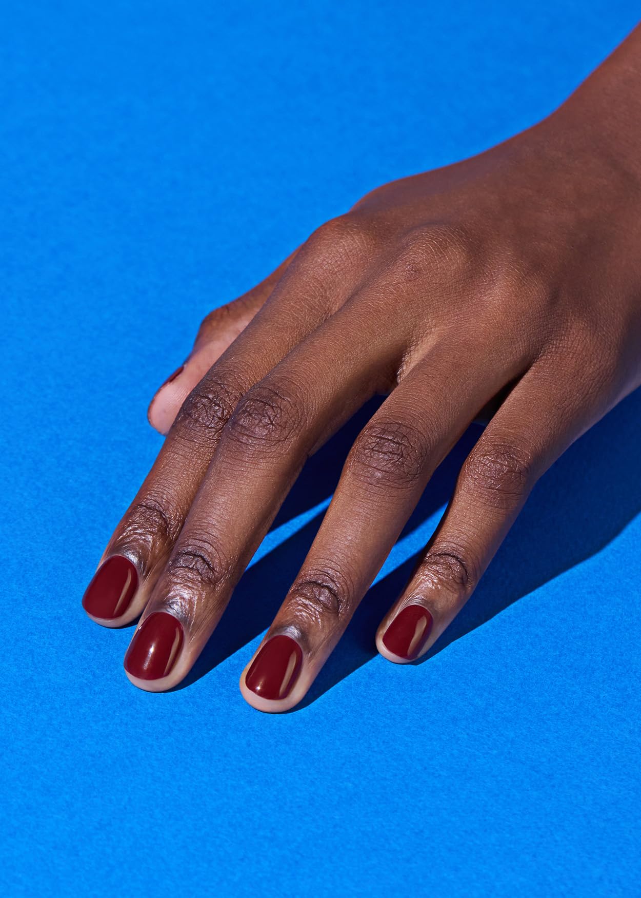 ohora semi cured gel nail strips application scene demonstrates quick prep and adhesion
