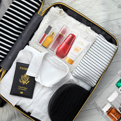 Ohuimrt mini clear makeup bags bulk zipper closeup showing smooth action.