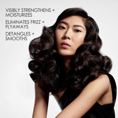 Olaplex Nº.5 conditioner texture on hair to illustrate detangling benefits