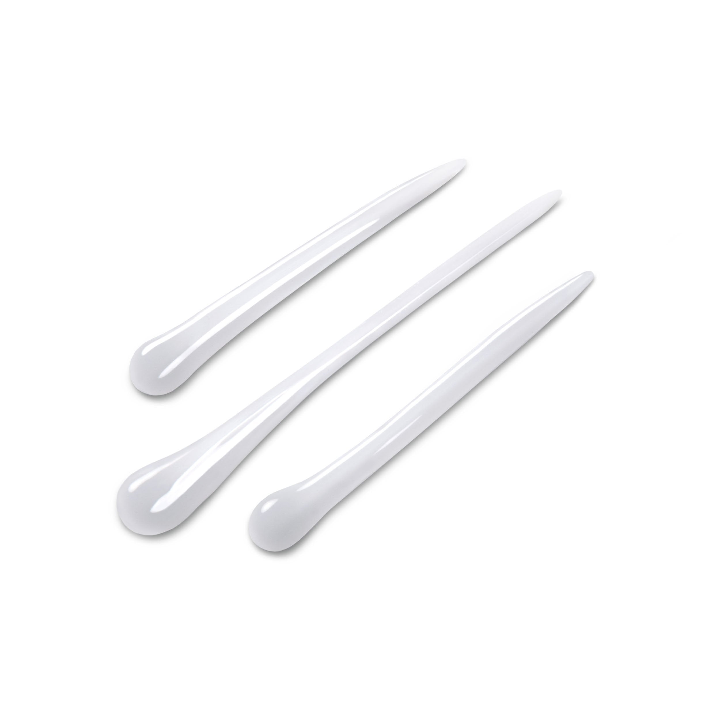 OLAY Eye Treatment Roller cooling metal rollers provide a soothing eye massage.