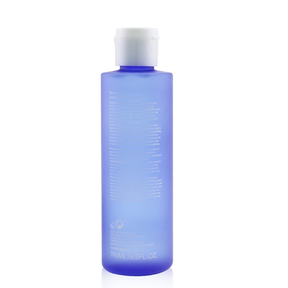 Applying Glow2OH toner on skin suggests smoother texture and radiant glow.