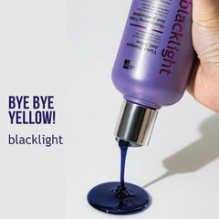 Oligo Professionnel Blacklight Violet Shampoo bottle back highlighting vegan ingredients and hydration.