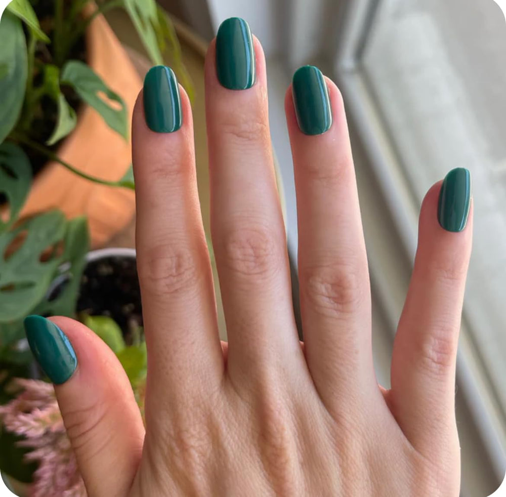 Olive & June press-on nails use recycled materials for sustainability.