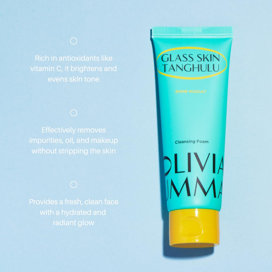 OLIVIAUMMA Clean-beauty-promise bottle emphasizing paraben-free daily use