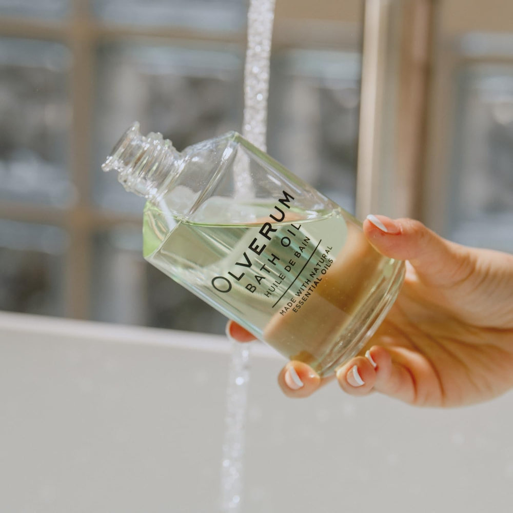OLVERUM packaging emphasizes clean ingredients and free-from preservatives.