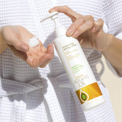 One 'n Only Argan Oil Smoothing Cream highlights hair definition close-up.