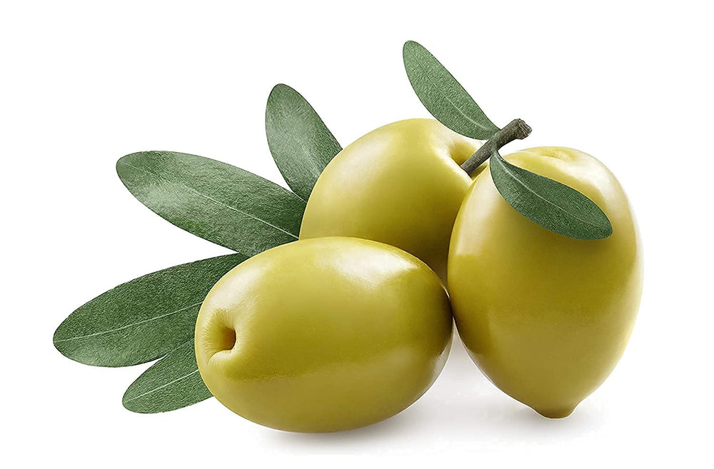 OPO Squalane Oil texture close-up reveals a light, fast-absorbing feel for makeup prep.