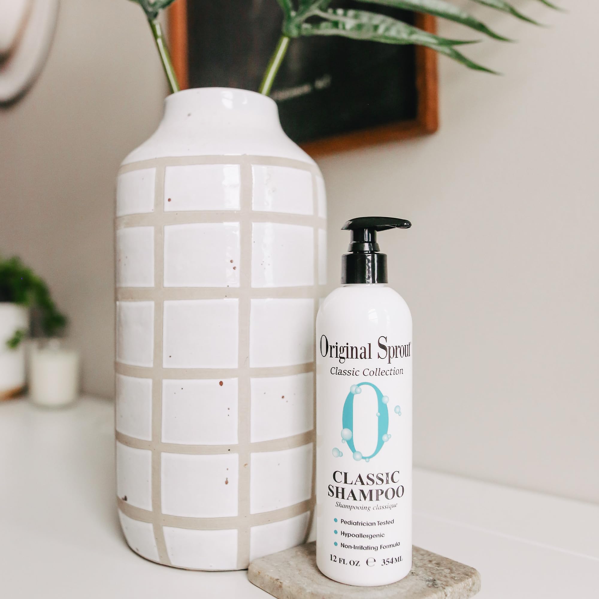 Original Sprout Classic Shampoo USA-made badge signals ethical production.