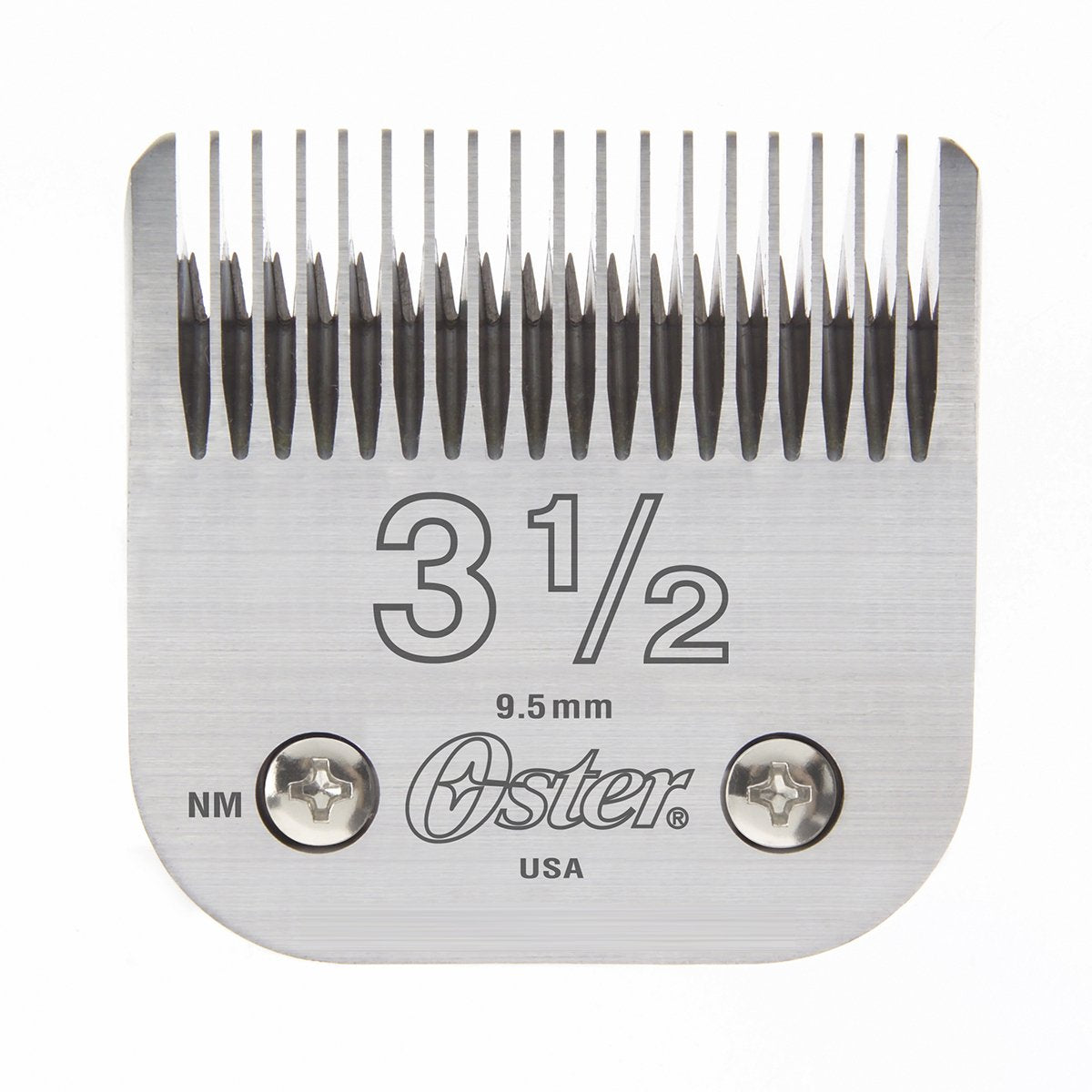 Oster detachable blade size 3.5 for Classic 76 enables precise clip-length control.