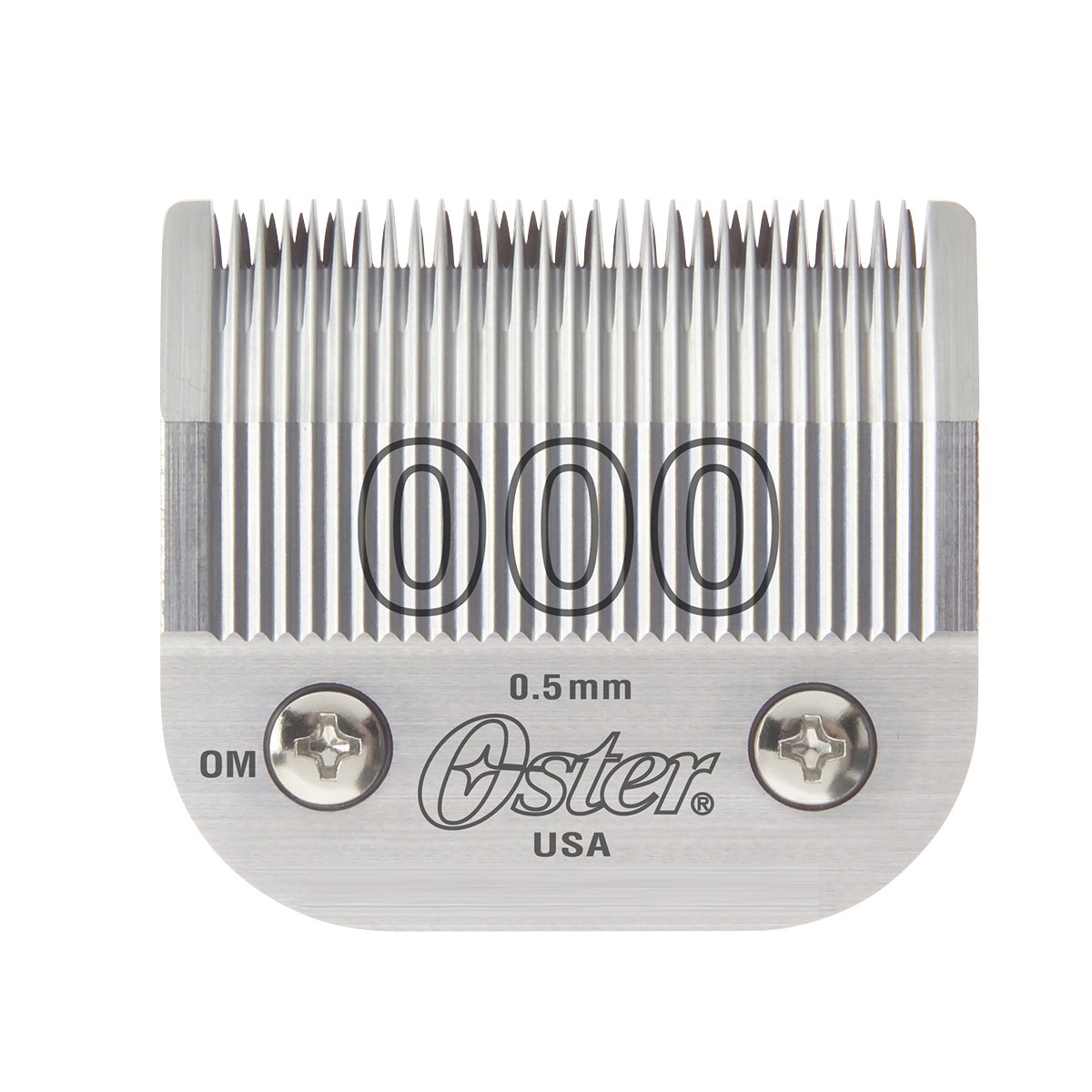 Oster detachable blade closeup shows 0.5 mm cut for precise fades.