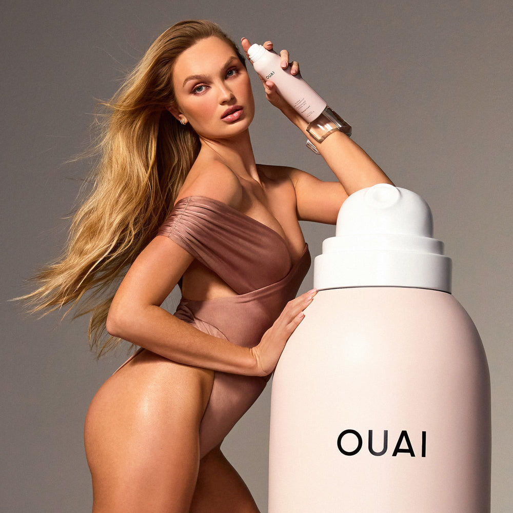 OUAI hair refresh between washes for lightweight, oil-absorbing touch-up